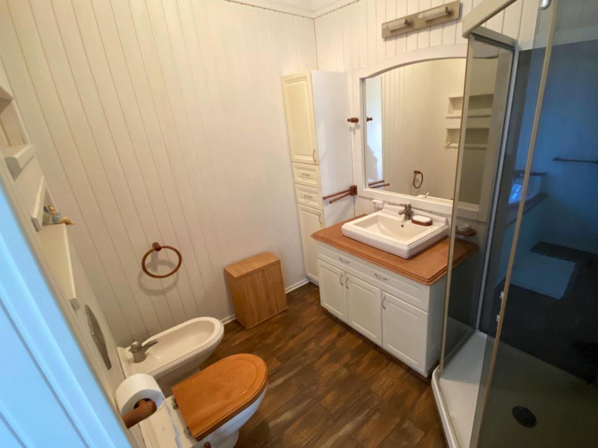Pieno Piano Hotel Ривне Екстериор снимка