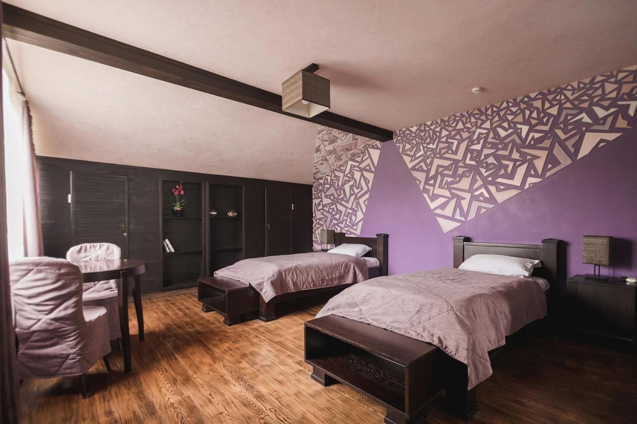 Pieno Piano Hotel Ривне Екстериор снимка
